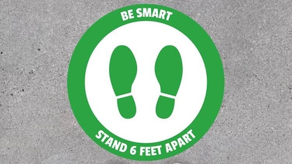 Be Smart Stand 6 Feet Apart Circle Floor Sticker