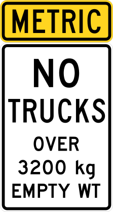 Metric No Trucks Over 3200Kg Empty Wt Sticker