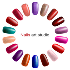 Nail Polish Palette Circle Sticker